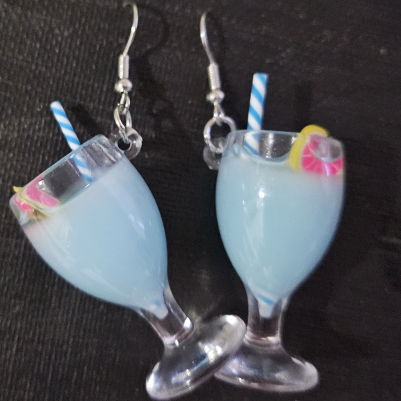 Tropical Drink   Earings  New Without Tags - Picture 1 of 1